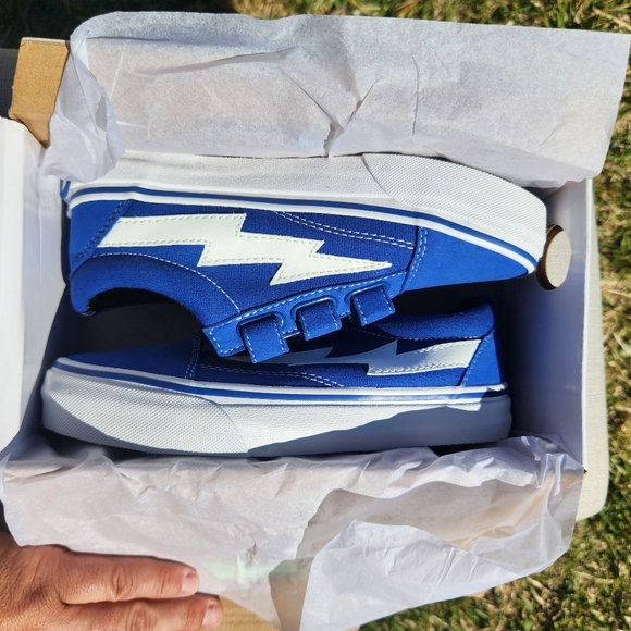 Size 3y - Revenge X Storm OG Blue - Picture 3 of 4